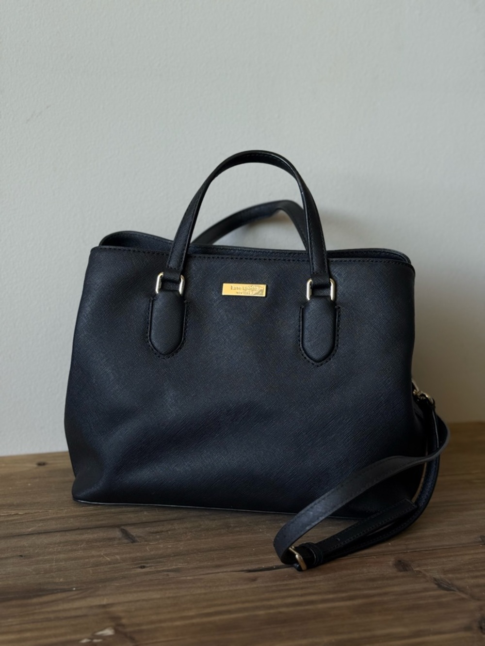 Kate Spade Saffiano Leather Satchel (Black)